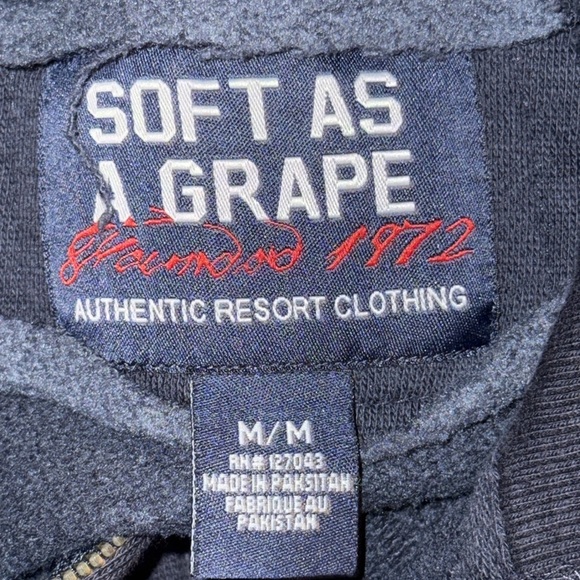 Martha’s Vineyard Embroidered Zip Up Mock Neck Sweatshirt SZ Medium - Picture 7 of 8